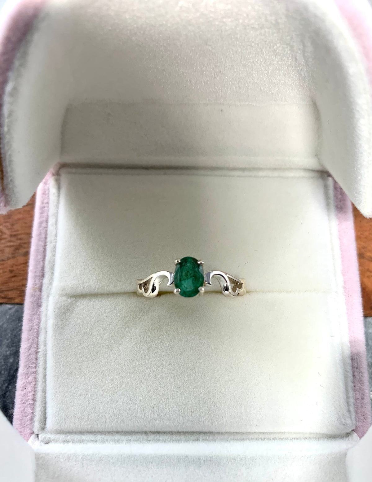 Natural Emerald Dainty Ring - US 9.0 - Genuine Emerald Ring - Dainty Ring - May Birthstone - Christmas Gift - Solid 925 Sterling Silver Ring