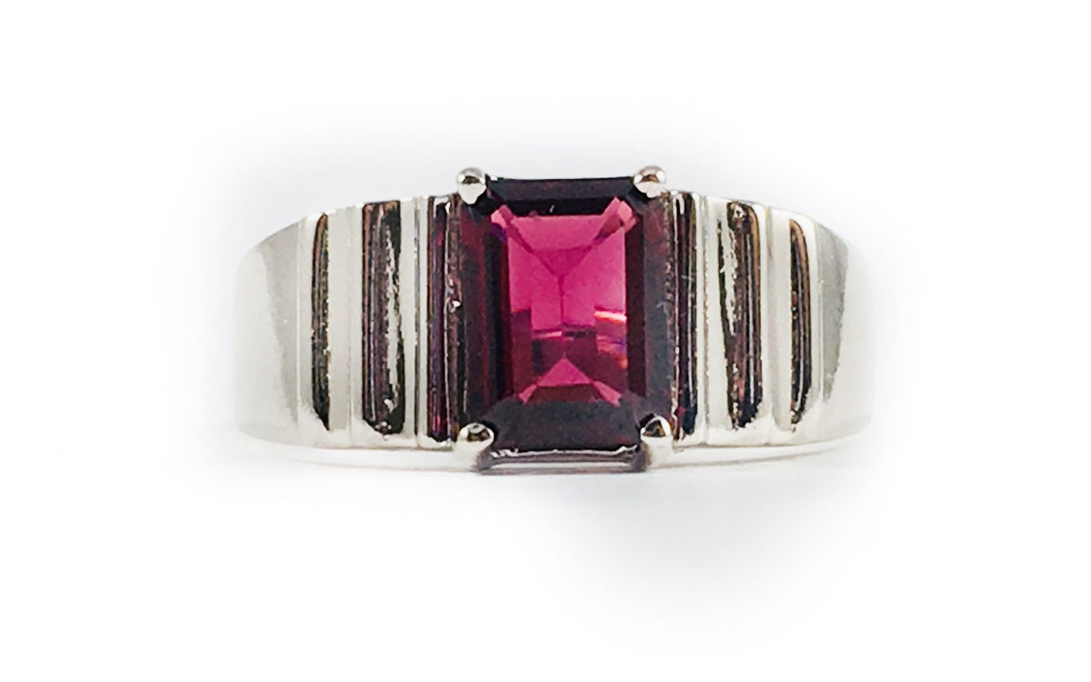 Stunning Natural Red Garnet Ring - Stunning Unisex Ring - Red Garnet Ring - Size 7.25 Ring - Red Silver Ring - Solid Sterling Silver Ring