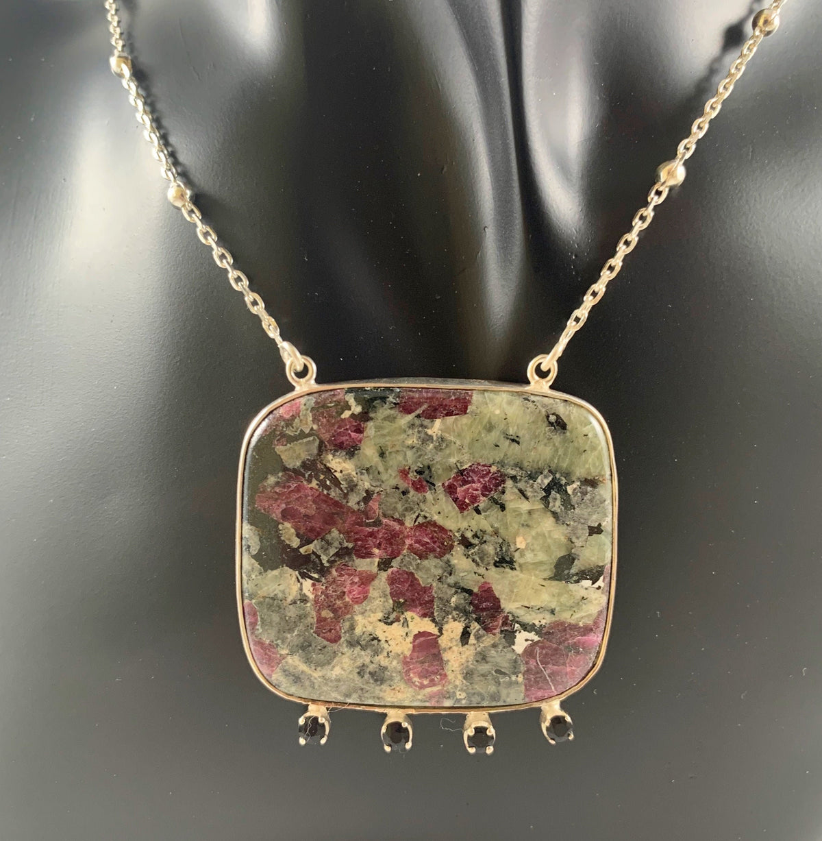 Ruby Zoisite and Black Onyx Pendant with Attached Chain - Stunning Ruby Zoisite ecklace - Rose Color Necklace - 925 Silver Gemstone