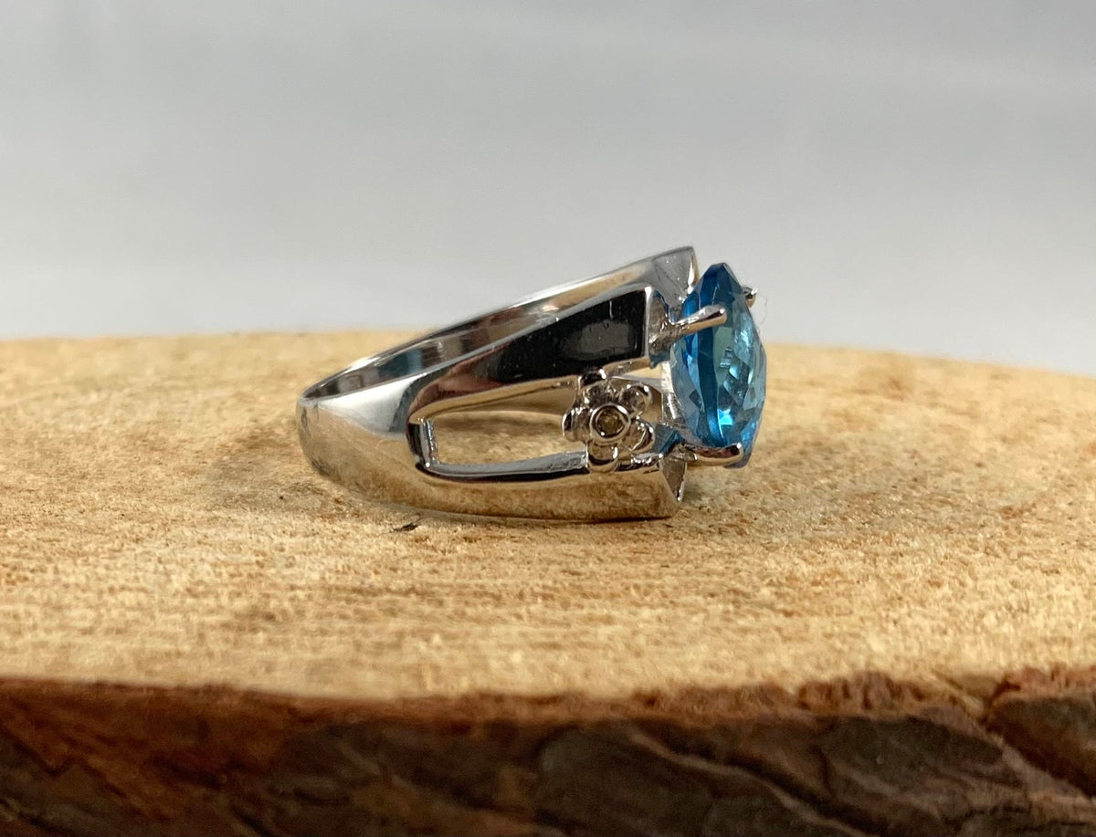 Natural Blue Topaz & Diamond Ring - US 8.0 - Blue Topaz Ring - November Birthstone - Gemstone Ring - Unisex Ring - Sterling Silver Ring