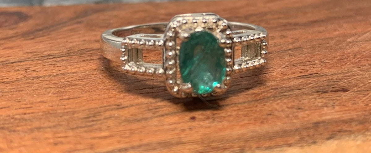 Natural Emerald Ring - US 7.5 - Genuine Emerald Ring - Oval Emerald Ring - May Birthstone - Christmas Gift - Solid 925 Sterling Silver Ring