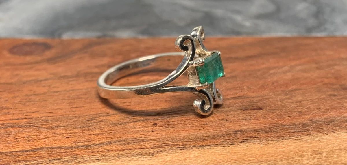 Natural Emerald Ring - US 7.25 - Genuine Emerald Ring - Rectangle Emerald Ring - May Birthstone - Christmas Gift - 925 Sterling Silver Ring