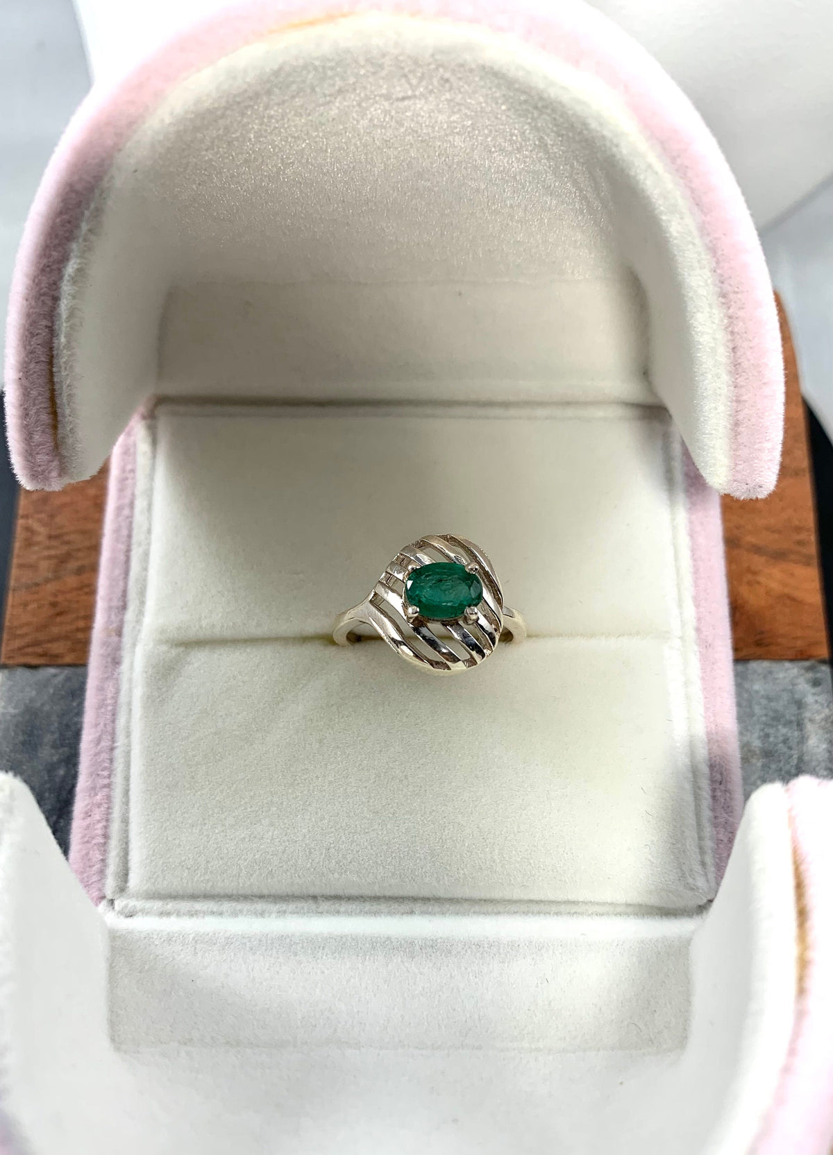 Natural Emerald Ring - US 7.0 - Genuine Emerald Ring - Oval Emerald Ring - May Birthstone - Christmas Gift - Solid 925 Sterling Silver Ring