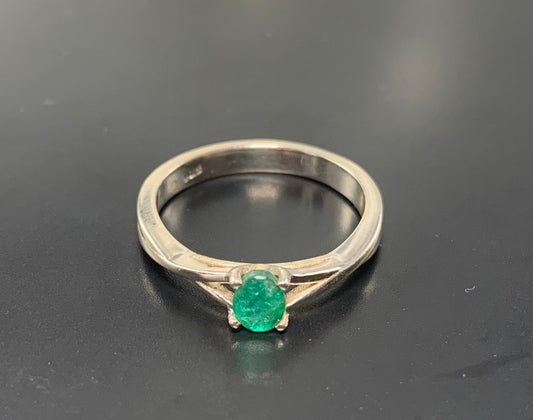 Natural Emerald Dainty Ring - US 7.0 - Genuine Emerald Ring - Dainty Ring - May Birthstone - Christmas Gift - Solid 925 Sterling Silver Ring