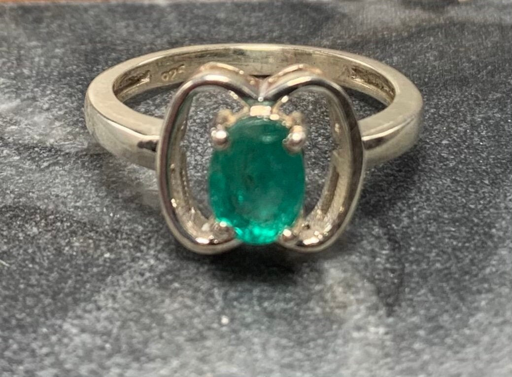 Natural Emerald Ring - US 7.75 - Genuine Emerald Ring - Oval Emerald Ring - May Birthstone - Christmas Gift - Solid 925 Sterling Silver Ring