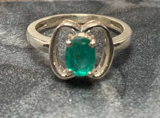 Natural Emerald Ring - US 7.75 - Genuine Emerald Ring - Oval Emerald Ring - May Birthstone - Christmas Gift - Solid 925 Sterling Silver Ring