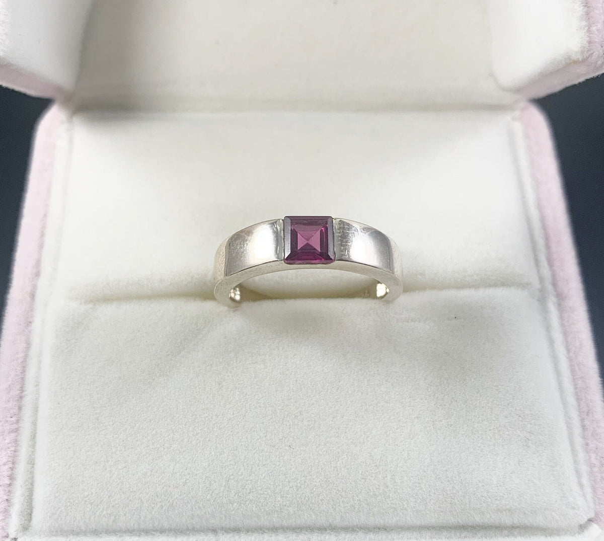 Natural Rhodolite Garnet Ring - US 7.5 - Genuine Garnet Floral Ring - January Birthstone - Christmas Gift - Solid 925 Sterling Silver Ring