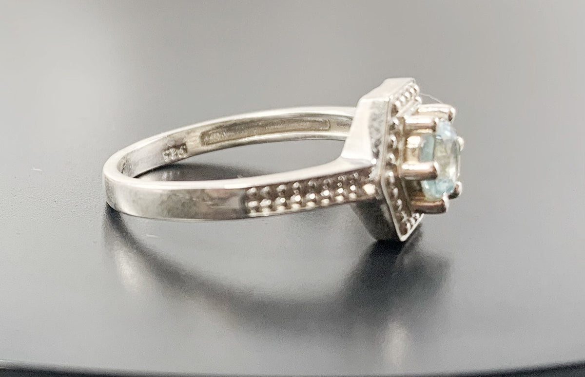 Natural Blue Topaz Ring - US 7.25 - Genuine Blue Topaz Hexagon Ring - November Birthstone - Christmas Gift - Solid 925 Sterling Silver Ring