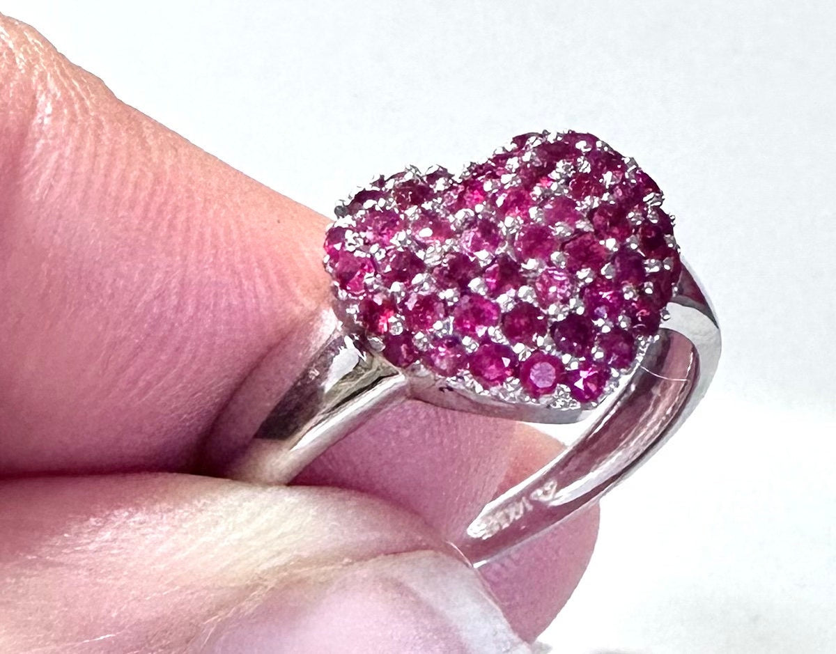 Solid 14 K Gold Burmese Ruby Ring - Gold Heart Shaped Ring - Burmese Ruby Ring - Size 9.0 Ring - Solid 14 K Gold Ring - Ruby Heart Ring