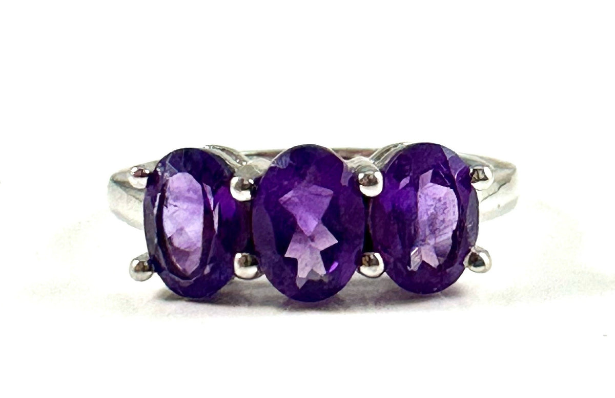 Natural Amethyst Ring - US 7.75 - Statement Ring - Gemstone Ring - February Birthstone - Silver Ring - Solid 925 Sterling Silver Ring