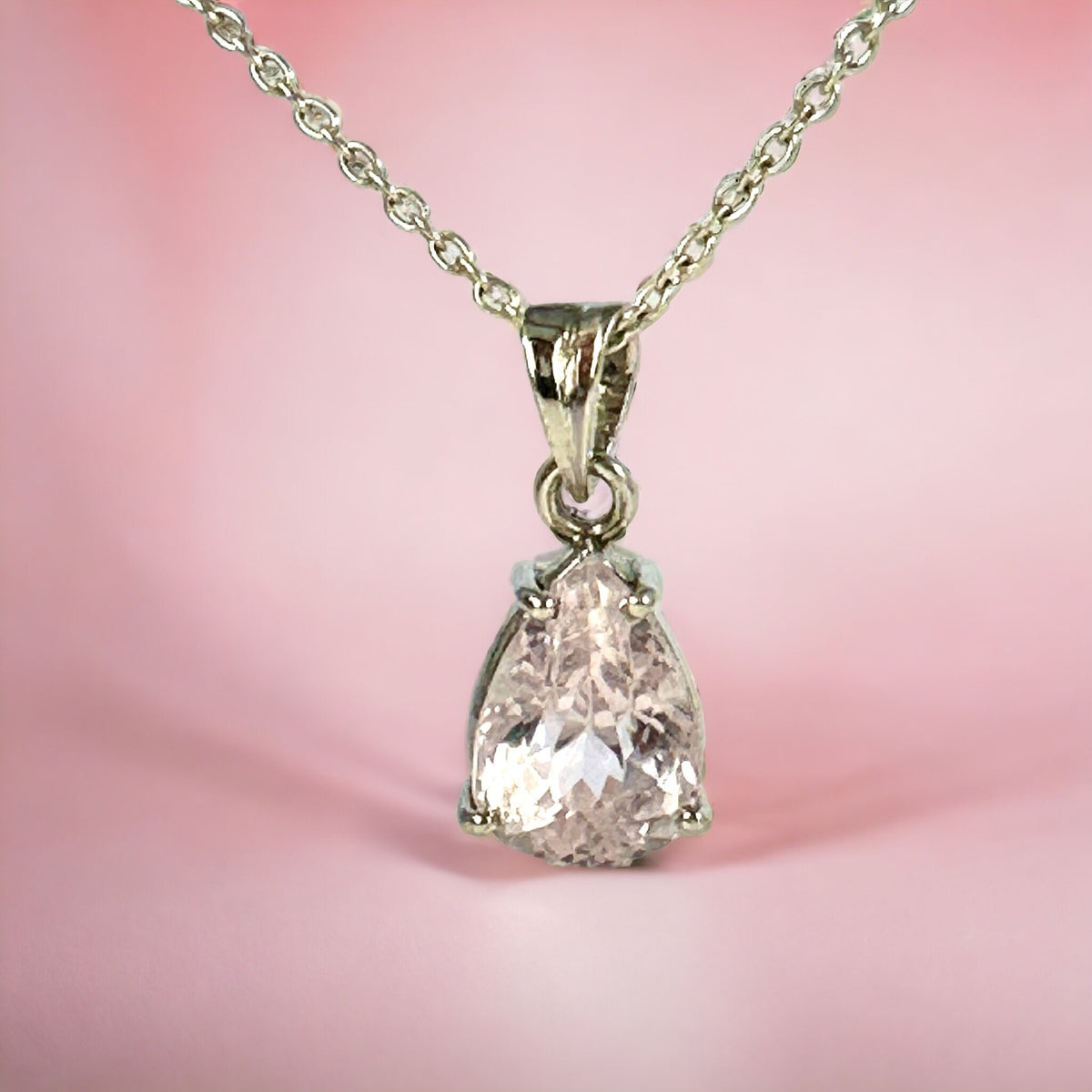Natural Kunzite Oval-Shaped Pendant - Rare Gemstone -Light Lavender Gemstone Pendant - Solid 925 Sterling Silver Pendant - Kunzite Pendant
