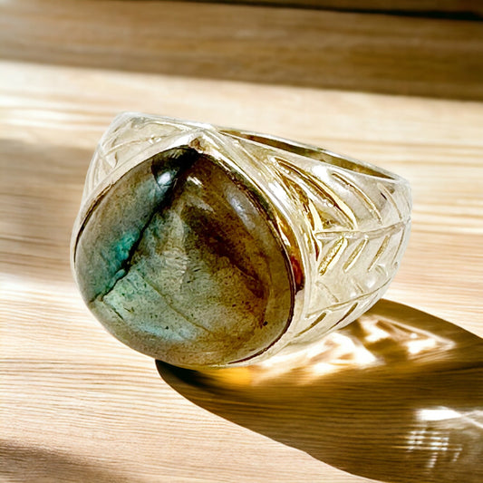 Unisex Labradorite Ring -US 9.0- Labradorite Ring - Women's Ring - Men's Ring - Statement Ring - Solid 925 Sterling Silver Ring