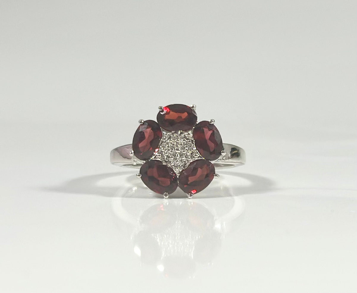 Stunning Natural Red Garnet Ring - Stunning Floral Ring - Pretty Garnet Ring - Size 7.5 Ring - Floral Silver Ring - Solid Silver Ring