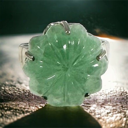 Extraordinary Green Fluorite Ring - Carved Floral Fluorspar Ring -  Big Fluorite Ring  - Green Gemstone Ring -  US 8 Ring - Solid 925 Silver